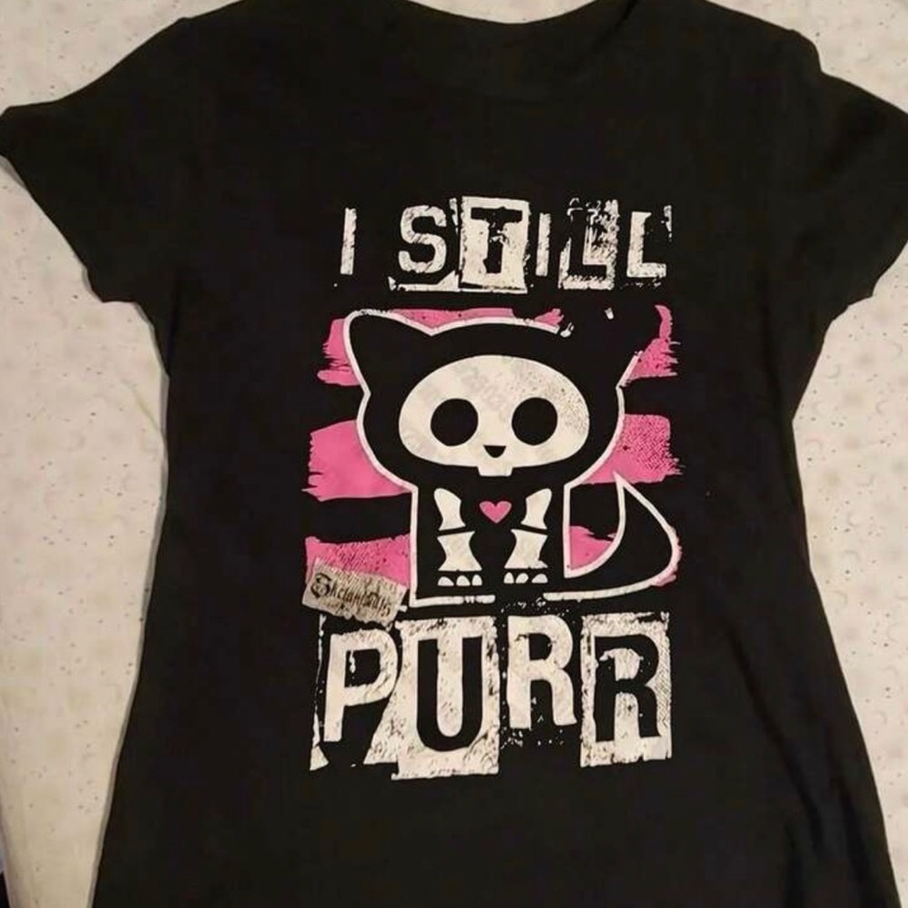 I Still Purr Graphic Tee - Black with Pink & White Skull Cat